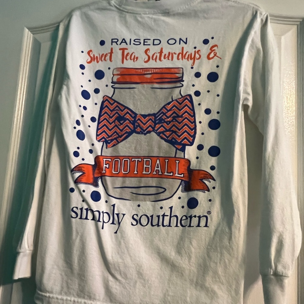 Simply Southern long sleeve orange and blue shirt women’s size small